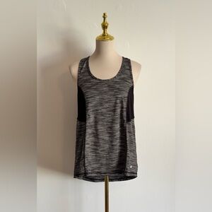 Women's Xersion Black & White Striped Relaxed Fit Tank Top M